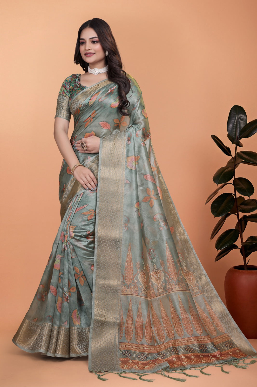 Kishoree Wedding Banarasi Silk Saree